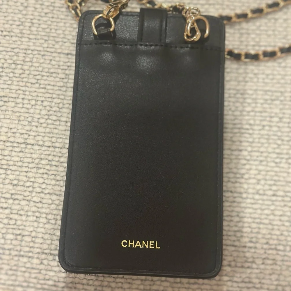 CHANEL Black Key & Card Holder - Picture 3 of 3